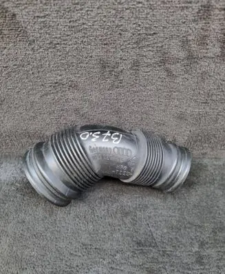 Audi A4 S4 B7 8E 8H Air intake hose/pipe 8E0129615P 8E0129615K