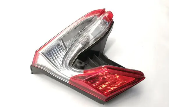 Toyota C-HR I Tailgate rear/tail lights 81590F4010