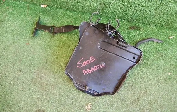 Fiat 500 Battery tray 
