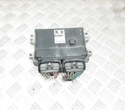 Suzuki Swift I Engine control unit/module 3392062J0 062J0 MB1123000383