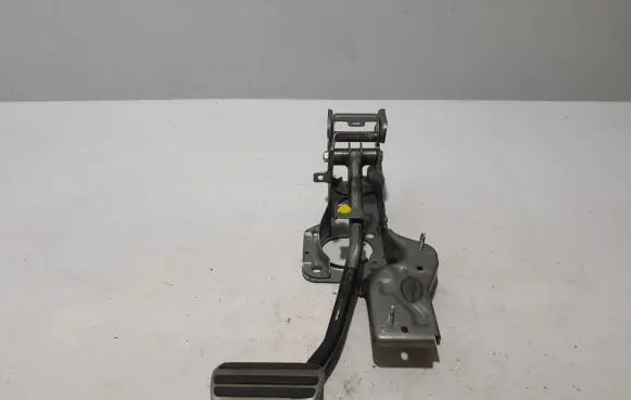 Ford Mach-E I Brake pedal LJ9C2D094CE