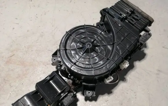 Nissan Pathfinder R52 Interior heater climate box assembly housing 274139NJ0A 277403KA0A 277413KA0A