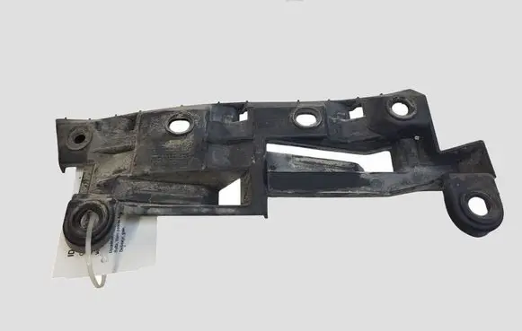 Volkswagen Caddy Rear bumper mounting bracket 2K0807394