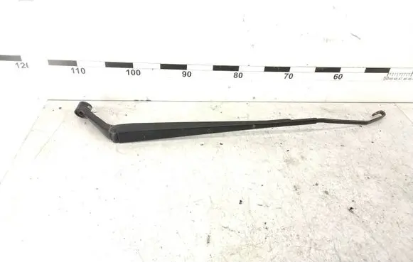 Toyota Avensis T250 Front wiper blade arm 6598