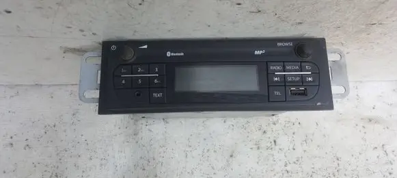 Opel Vivaro Radio/CD/DVD/GPS head unit 281156175R 0150147711
