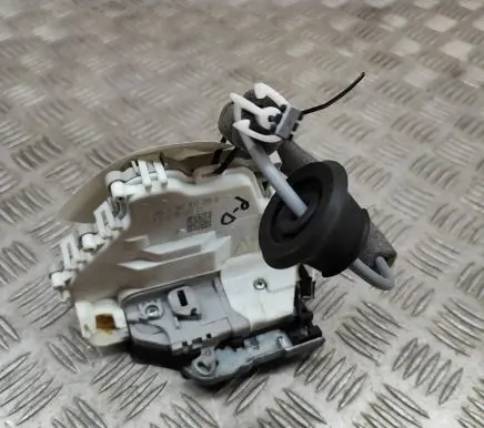 Audi Q5 SQ5 Front door lock 8X2837016B
