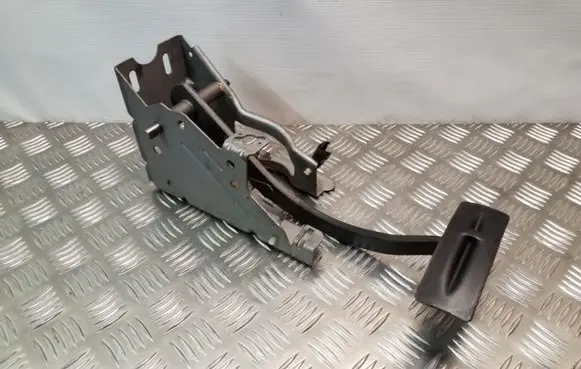 Chrysler Voyager Brake pedal 04721645AF