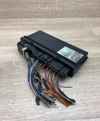 BMW 3 E90 E91 Comfort/convenience module 6957140 E6xKBM