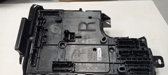 Tesla Model Y Comfort/convenience module 165765030B 167097700A
