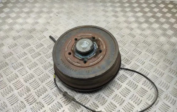Renault Express Rear wheel hub 22922AP440106088R 440106088R