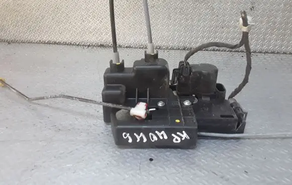 SsangYong Korando Front door lock