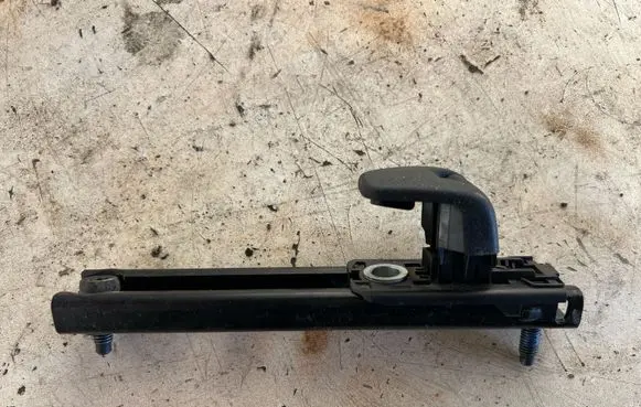 Ford Transit Custom Seat belt adjustment rail 271113