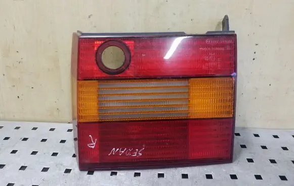 Volkswagen PASSAT B4 Tailgate rear/tail lights 3A5945108A