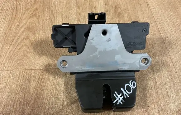 Ford Focus Tailgate/trunk/boot lock/catch/latch 3M51R442A66 0390201823 30763683