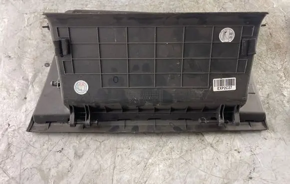 Hyundai Santa Fe Glove box 845112b000