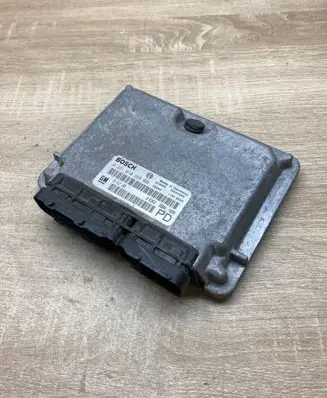 Opel Zafira A Engine control unit/module ECU 24417169 0281010268