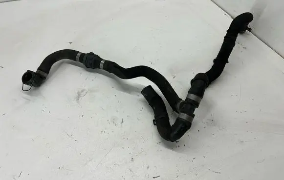 BMW 5 F10 F11 Engine coolant pipe/hose 8374975