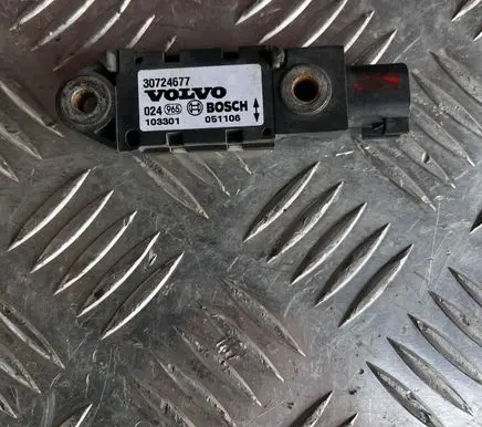 Volvo XC90 Airbag deployment crash/impact sensor 30724677