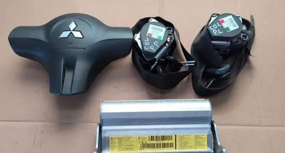 Mitsubishi Colt Airbag set 