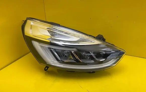 Renault Clio IV Headlight/headlamp 260100274R