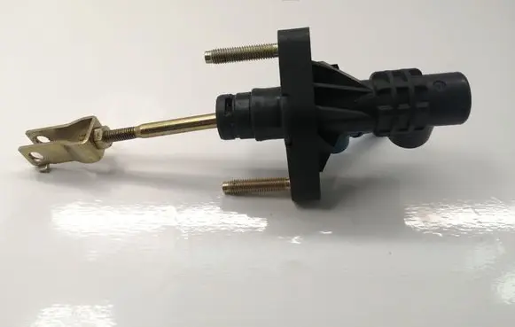 Toyota Avensis T250 Clutch master cylinder 3142005040