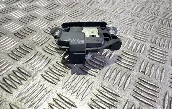 Skoda Roomster (5J) Tailgate/trunk/boot lock/catch/latch 5J0827501C