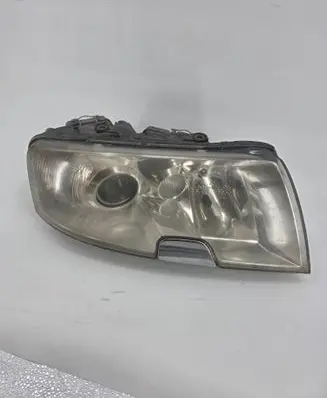 Skoda Superb B5 (3U) Headlight/headlamp 24675600