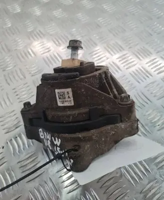 BMW 1 F20 F21 Engine mount bracket