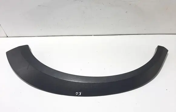 Volvo XC70 Rear arch trim 31283106