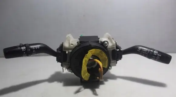 Mazda CX-7 Light switch