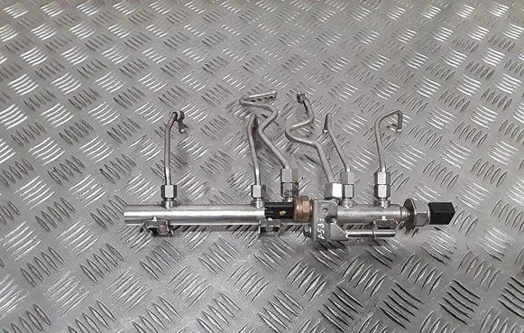 BMW 3 E92 E93 Fuel main line pipe 1353756247404