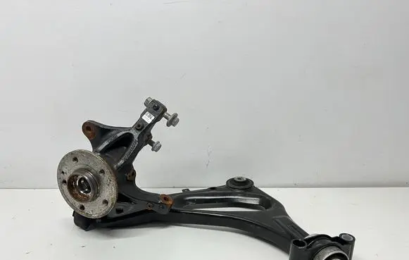 Mercedes-Benz V Class W447 Front wheel hub spindle knuckle A4478820201