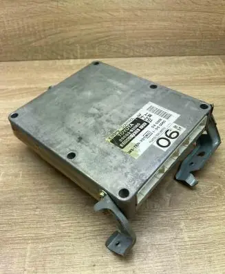 Toyota Yaris Engine control unit/module ECU 8966152065 2110007215