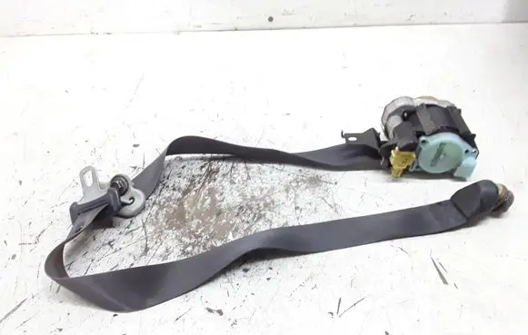 Honda Civic Front seatbelt E11040845