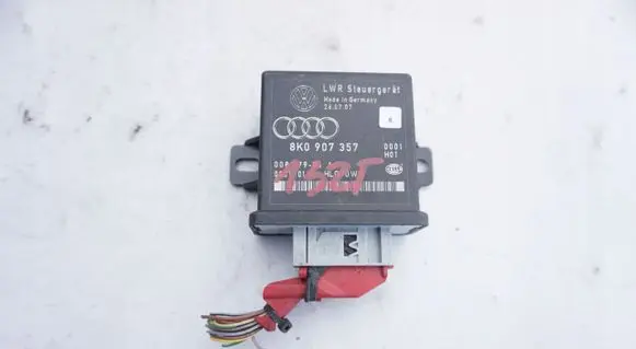 Audi A5 8T 8F Light module LCM 8K0907357