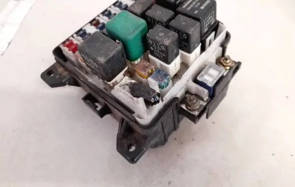 Mazda Premacy Fuse box set