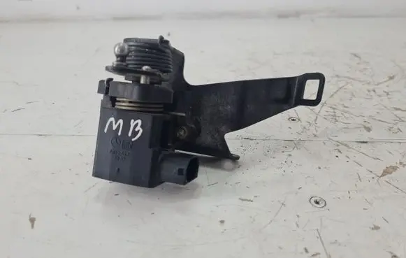 Mercedes-Benz A W168 Acceleration sensor A0125423317