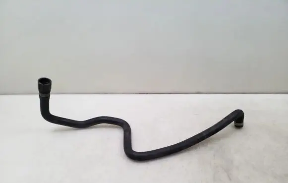 BMW X3 E83 Engine coolant pipe/hose