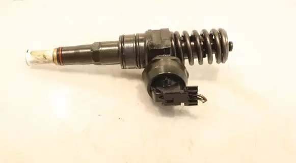 Audi A3 S3 8P Fuel injector 0414720215