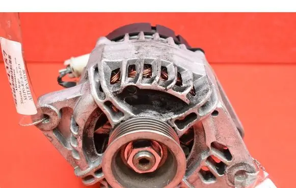 Toyota Aygo AB10 Generator/alternator A4084