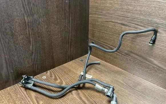 Fuel line pipe