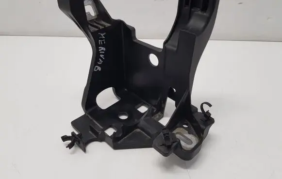 Opel Meriva B ABS pump bracket 13351833 329510614