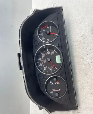 Nissan X-Trail T30 Speedometer (instrument cluster) 8H705 26210001