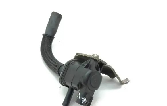 Lexus IS III XE30 Vacuum valve 9091012276 1362007010