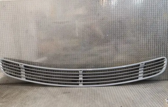 Mercedes-Benz S W220 Front bumper upper radiator grill 2208800205