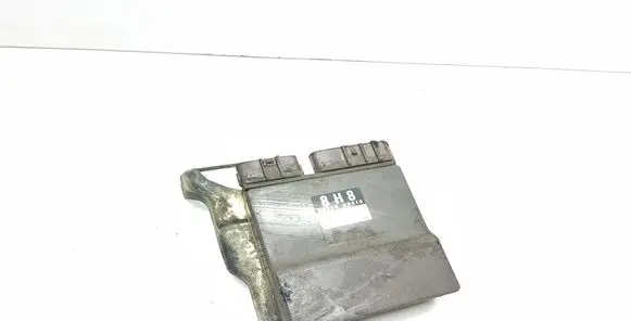Nissan X-Trail T30 Fuel injection control unit/module 227108H810 1310001190