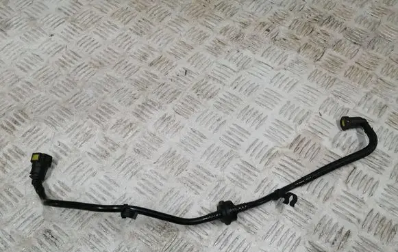 Renault Captur II Fuel line pipe