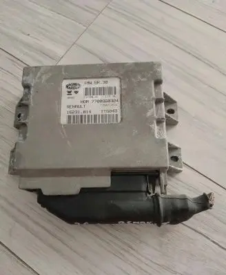 Renault Twingo I Engine control unit/module ECU 7700860324