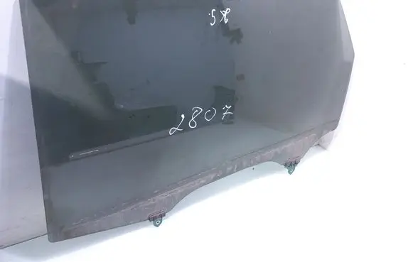 Toyota Prius+ (ZVW40) Rear door window glass