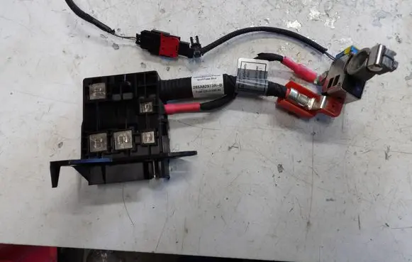 Renault Clio V Positive cable (battery) 285A82973R